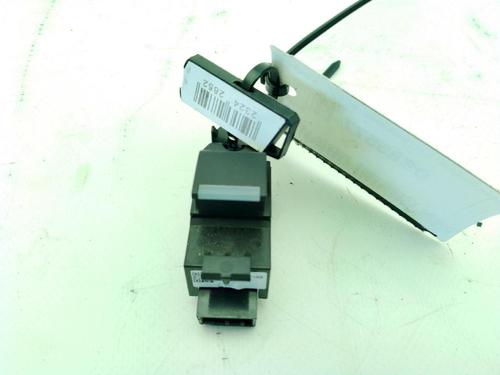 Used Left rear window switch LAND ROVER DISCOVERY SPORT (L550) 2.0 D 4x4 (150 hp) 30771481