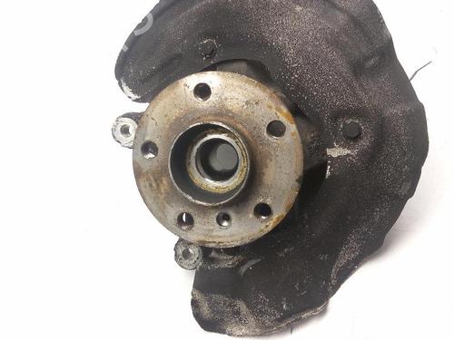 Used Left front steering knuckle BMW 2 Gran Tourer (F46) 218 d (150 hp) 24044214