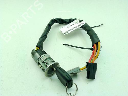 Used Ignition barrel RENAULT KANGOO Express (FC0/1_) 1.9 dCi 4x4 (FC0V) (84 hp) 30368032