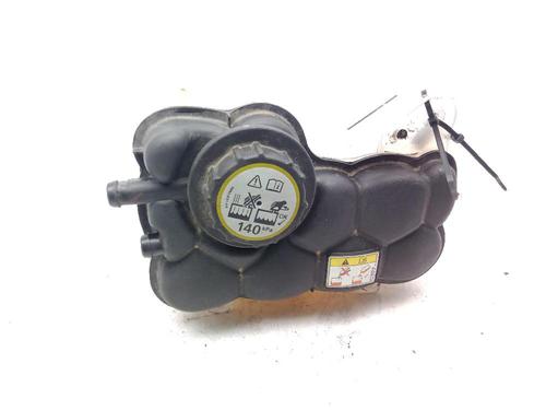 expansion-tank-jaguar-f-pace-x761-2015-30959506 main image