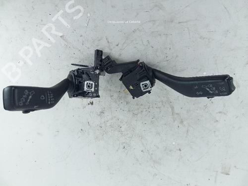 Used Headlight switch VW GOLF VI (5K1) 1.6 TDI (105 hp) 24041894