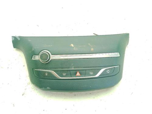 Used Climate control PEUGEOT 308 II (LB_, LP_, LW_, LH_, L3_) 1.2 THP 130 (131 hp) 27815753