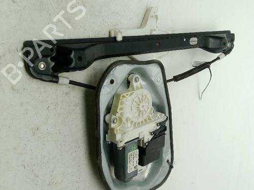 Elevalunas trasero izquierdo VW JETTA III (1K2) 2.0 TDI 16V (140 hp) 32719451