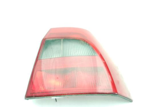 Used Right taillight OPEL VECTRA B (J96) 1.6 i 16V (F19) (100 hp) 31583382