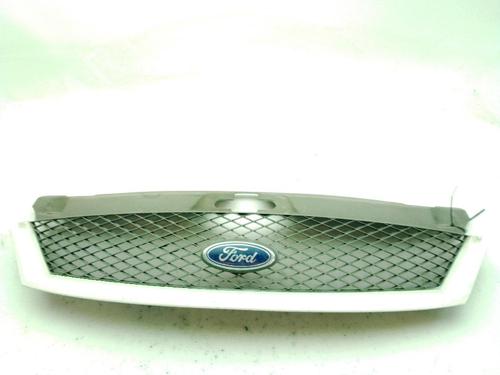 Used Grille FORD MONDEO III Saloon (B4Y) 2.0 16V (146 hp) 29821886