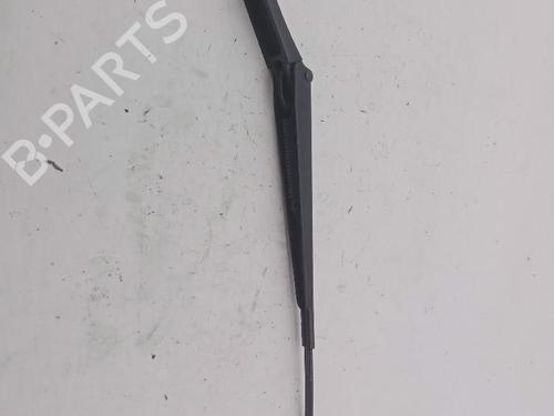 Used Front windshield wiper arm SEAT ARONA (KJ7, KJP) 1.0 TSI (110 hp) 24044922