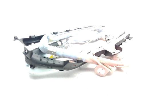 left-curtain-airbag-toyota-auris-estate-_e18_-2013-2014-2015-2016-2017-2018-28350876 main image