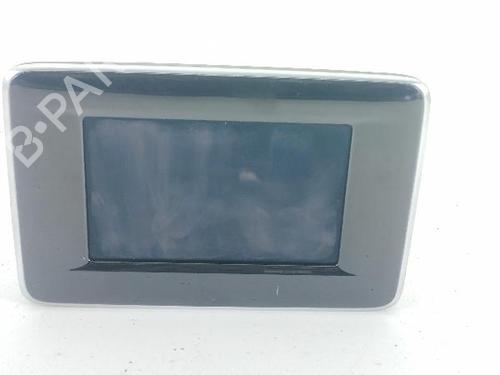 Used Display monitor MERCEDES-BENZ GLA-CLASS (X156) GLA 220 CDI (156.903) (170 hp) 31988975