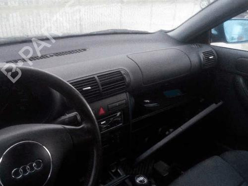 Brugte AUDI A3 (8L1) 1.9 TDI (110 hp) 4446046