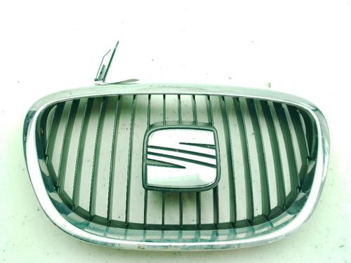 Used Grille SEAT LEON (1P1) 1.9 TDI (105 hp) 29697797