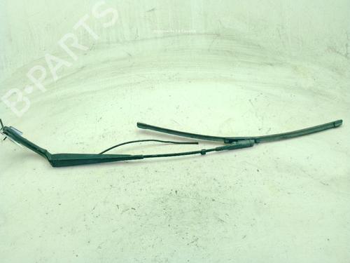 Used Front windshield wiper arm MERCEDES-BENZ SPRINTER 3,5-t Van (B906) 311 CDI 4x4 (906.631, 906.633, 906.635, 906.637) (109 hp) 27889439
