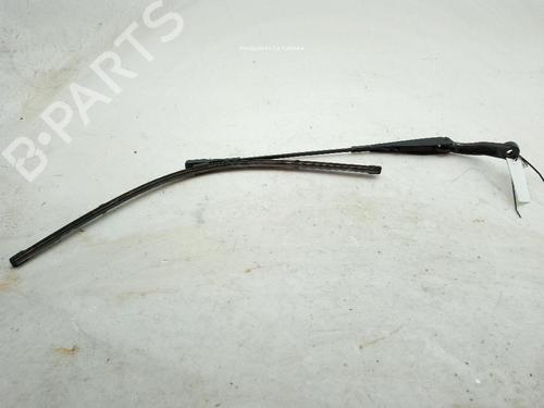 Front windshield wiper arm MERCEDES-BENZ GLA (H247) GLA 200 d (247.712) | BP24045495C143
