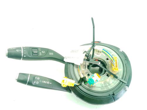 Used Headlight switch INFINITI Q30 1.5 D (109 hp) 31352341