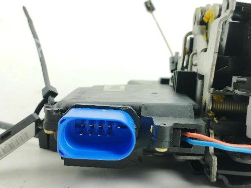 Front left lock VW GOLF PLUS V (5M1, 521) 2.0 TDI 16V | BP18371929C98 