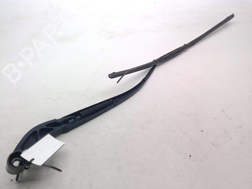 Used Front windshield wiper arm Front windshield wiper arm MAZDA 3 (BM, BN) 2.2 D (150 hp) 24048723 24048723