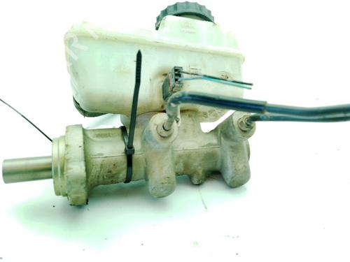 Maître-cylindre NISSAN NAVARA NP300 (D40) 2.5 dCi 4WD | BP30747114M77 