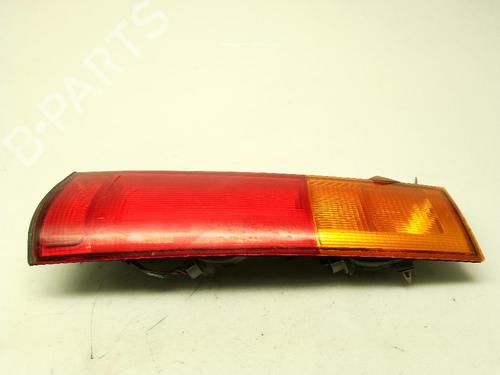 Used Right taillight Right taillight HONDA CR-V I (RD) 2.0 16V 4WD (RD1, RD3) (147 hp) 40442259 40442259