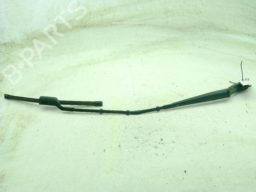 Used Front windshield wiper arm Front windshield wiper arm OPEL GRANDLAND / GRANDLAND X (A18, P1UO) 1.2 (75) (131 hp) 25932662 25932662