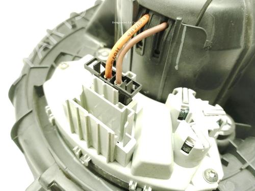 Heater blower motor BMW X6 (E71, E72) xDrive 35 d | BP39609922M62 - Image 4