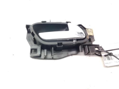 Used Front right interior door handle Front right interior door handle CITROËN C3 Picasso (SH_) 1.6 HDI 90 (92 hp) 26230646 26230646