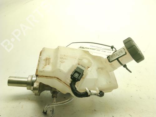 Used Brake master cylinder Brake master cylinder NISSAN JUKE (F16_) 1.0 (114 hp) 25303246 25303246