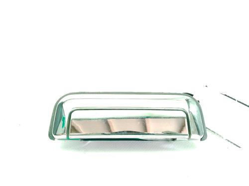Used Front right exterior door handle MITSUBISHI PAJERO SPORT I (K7_, K9_) 2.5 TD (K94W) (99 hp) 32103811