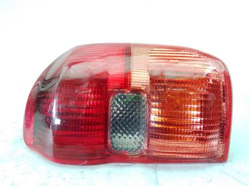 Used Right taillight Right taillight TOYOTA RAV 4 II (_A2_) 2.0 D 4WD (CLA20_, CLA21_, CLA20R, CLA21R) (116 hp) 33953864 33953864