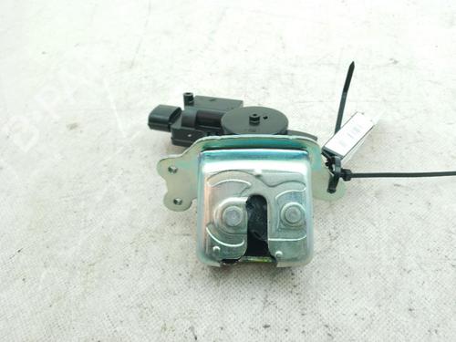tailgate-lock-toyota-c-hr-_x1_-2016-24544662 main image