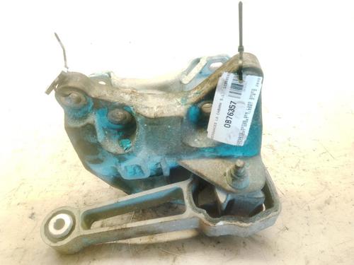 Used Engine mount LAND ROVER DISCOVERY SPORT (L550) 2.0 D (150 hp) 29583074