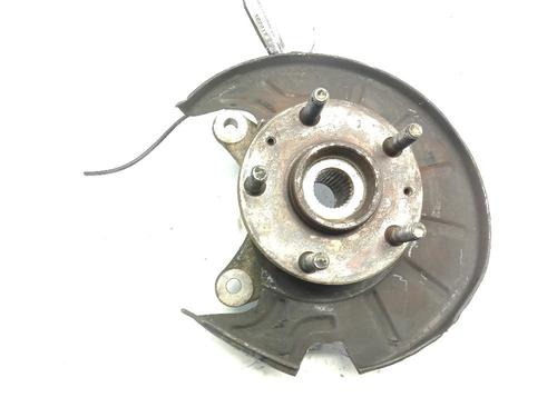 Used Left front steering knuckle LAND ROVER FREELANDER I (L314) 2.0 Td4 4x4 (112 hp) 19273629