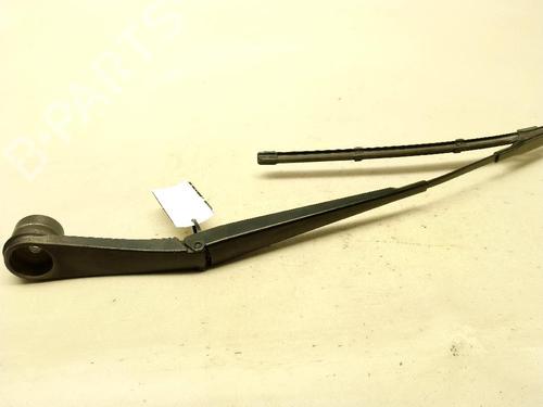 Used Front windshield wiper arm Front windshield wiper arm 39263135 39263135