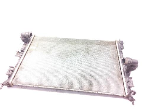 Used Water radiator Water radiator CITROËN C4 Picasso II 1.6 HDi / BlueHDi 115 (115 hp) 18372551 18372551