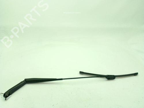 Front windshield wiper arm JAGUAR XE (X760) 2.0 D | BP28488556C143 