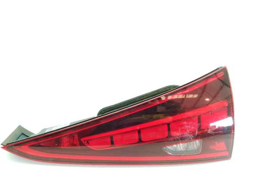 right-tailgate-light-mercedes-benz-c-class-t-model-s206-2021-31848573 main image