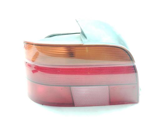 Fanale posteriore sinistro BMW 5 (E39) 528 i (193 hp) 30747106