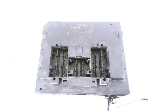 Used Fuse box VW CRAFTER Van (SY_, SX_) 2.0 TDI FWD (SYB, SYC, SYD) (140 hp) 31988602