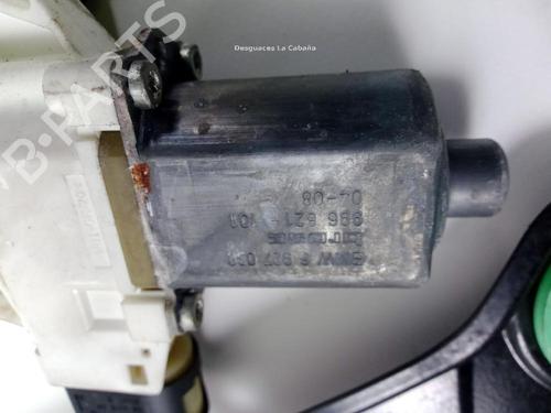 Front right window mechanism BMW 1 (E87) 116 i | BP18371743C23 