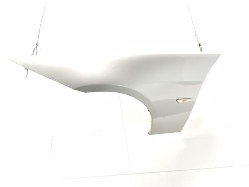 left-front-fenders-bmw-3-e90-2004-2005-2006-2007-2008-2009-2010-2011-2012-33263089 main image