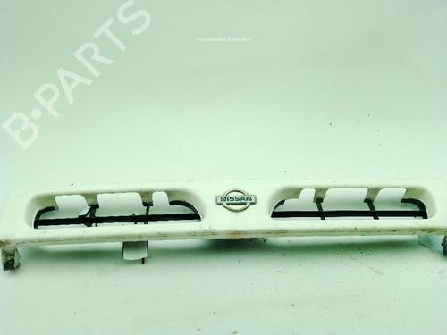 Used Grille NISSAN TERRANO II (R20) 2.7 TD 4WD (101 hp) 30271141