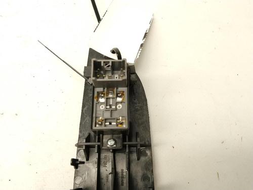 Right front window switch SSANGYONG RODIUS II 2.0 Xdi | BP38984542I26 - Image 2