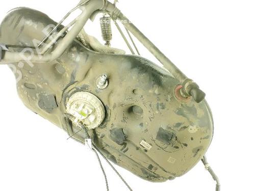 fuel-tank-toyota-prius-plus-_w4_-2011-24044042 main image