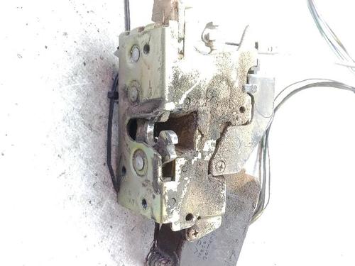 Used Front left lock MERCEDES-BENZ SPRINTER 2-t Van (B901, B902) 211 CDI (901.661, 901.662, 902.661, 902.662) (109 hp) 24046776