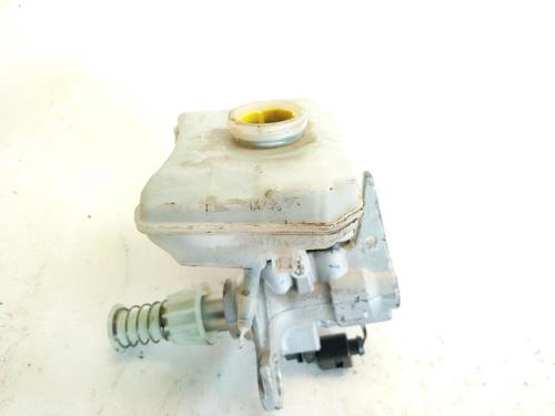 Used Brake master cylinder Brake master cylinder AUDI A4 B9 Avant (8W5, 8WD) 2.0 TDI (150 hp) 27450451 27450451