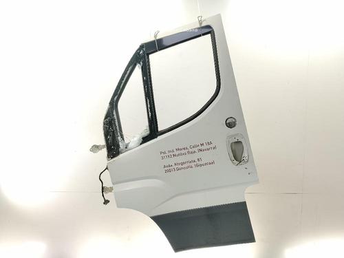 Used Left front door Left front door IVECO DAILY VI Van 33S14, 35S14, 35C14, 42S14 (136 hp) 40178291 40178291
