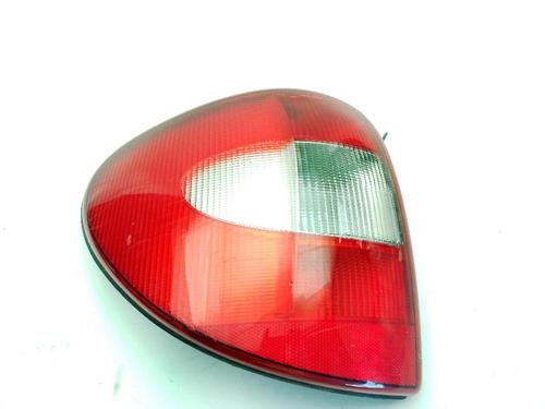 Used Left taillight CHRYSLER VOYAGER IV (RG, RS) 2.5 CRD (141 hp) 31064167