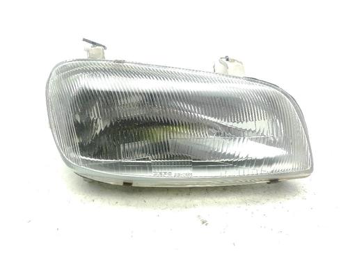 Phare droit TOYOTA RAV 4 I (_A1_) 2.0 4WD (SXA10, SXA11) (129 hp) 31871119
