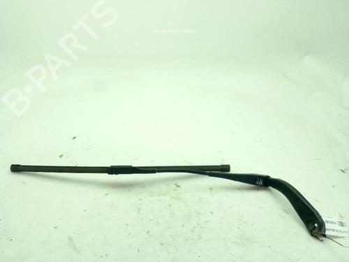 Used Front windshield wiper arm BMW 4 Gran Coupe (F36) 418 d (150 hp) 29383368