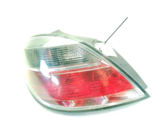left-taillight-opel-astra-h-a04-2004-2005-2006-2007-2008-2009-2010-2011-2012-2013-2014-30410536 main image