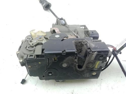 Venstre foran lås SEAT LEON (1M1) 1.9 TDI (150 hp) 23999655