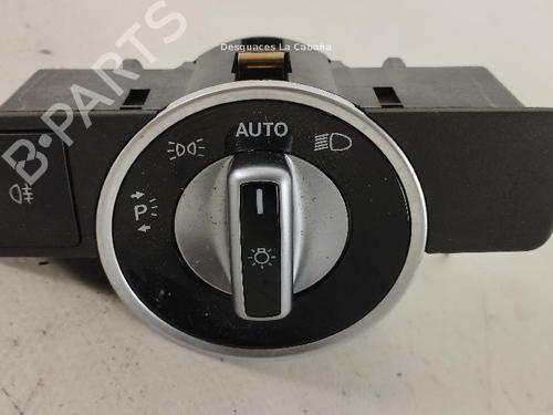 Used Headlight switch MERCEDES-BENZ GLA-CLASS (X156) GLA 200 CDI / d (156.908) (136 hp) 31989601